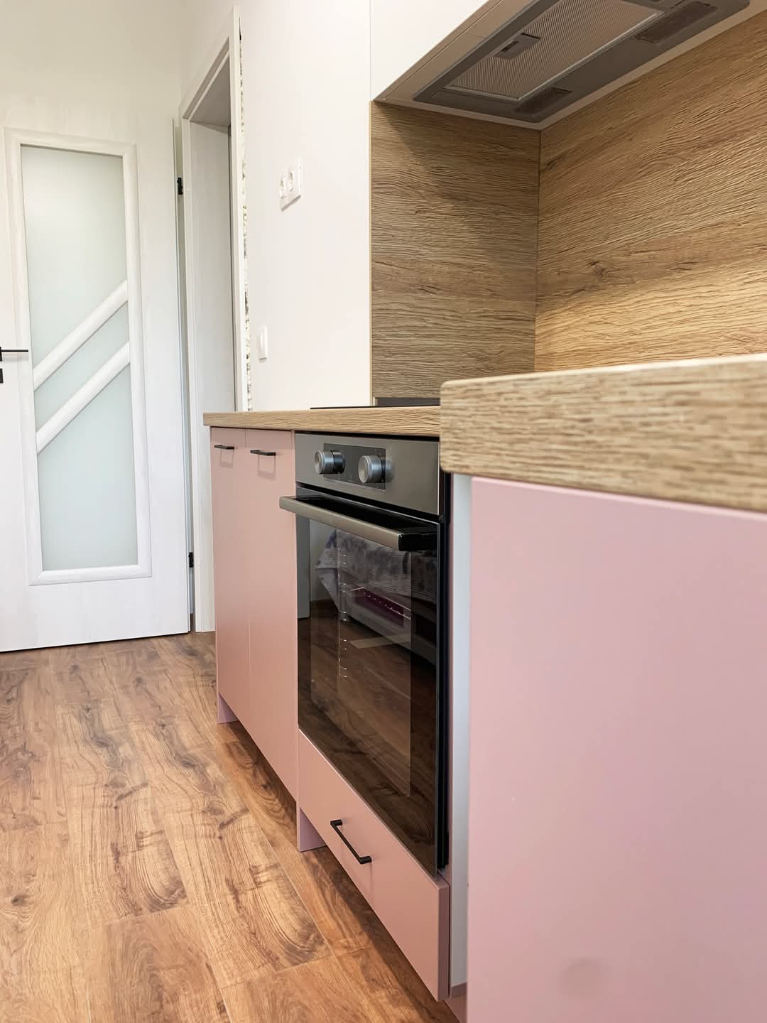 Nameštaj za kuhinju po meri - moderan dizajn kuhinje, Sofix Niš, model 56