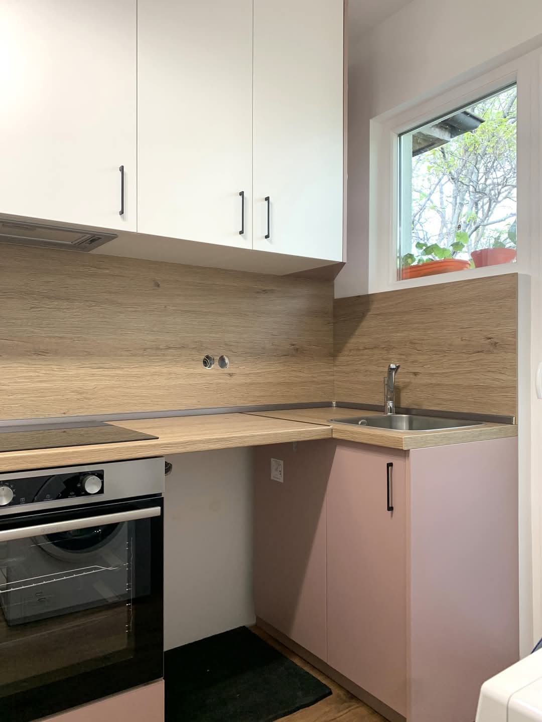 Kuhinja po meri Niš - izrada kuhinje od pločastog materijala, model 55