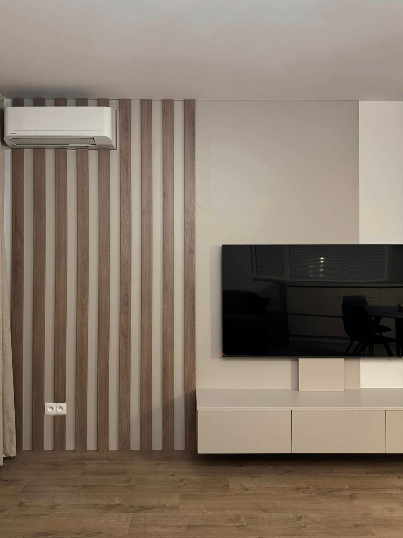 Nameštaj za dnevni boravak po meri - TV panel i komoda, Sofix Niš, model 21